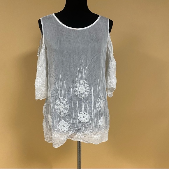 Le Marais Paris White Floral Lace Cold Shoulder Sheer Blouse Top Size XL - Picture 1 of 10